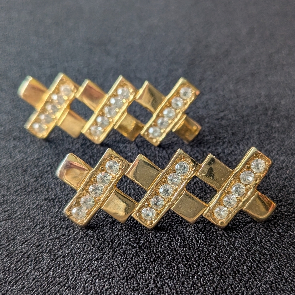 Geometric Golden Drop Dangle Earrings - Picture 4 of 9